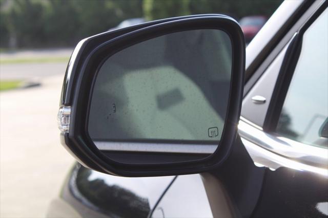 used 2023 Toyota Highlander car, priced at $33,999