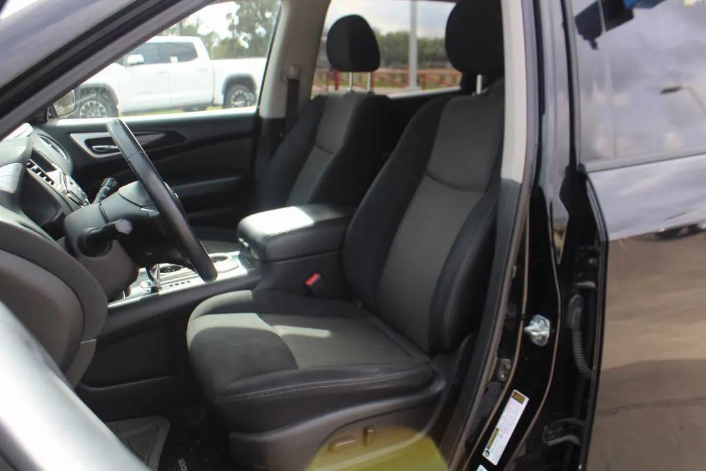 used 2019 Nissan Pathfinder car, priced at $9,995