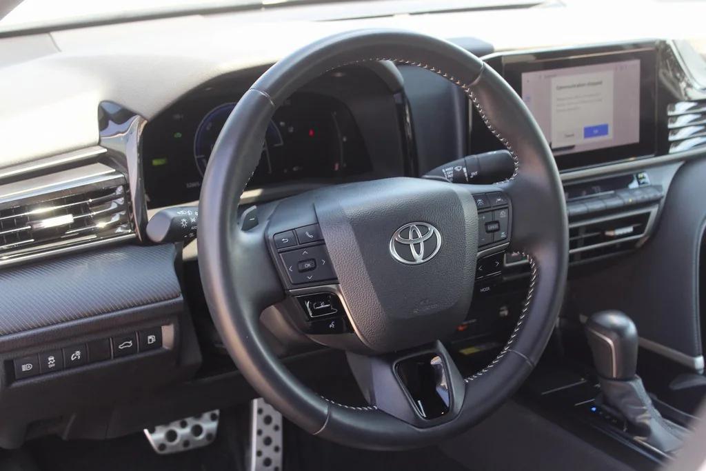 used 2025 Toyota Camry car, priced at $28,995