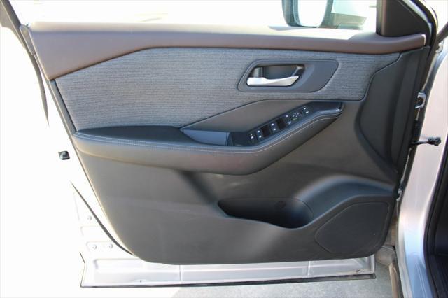 used 2023 Nissan Rogue car, priced at $22,222