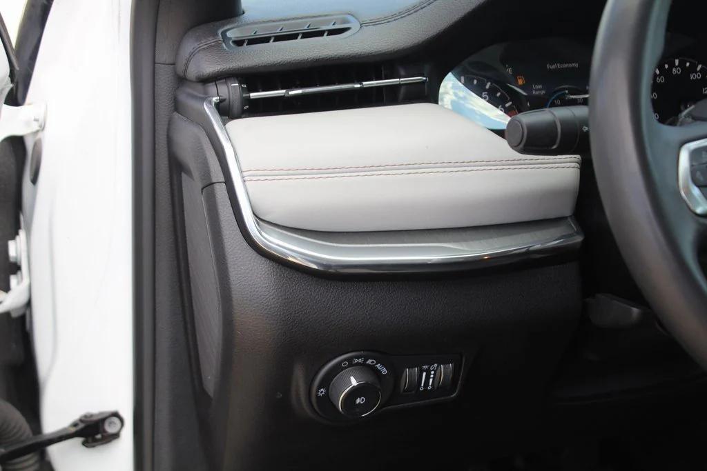 used 2023 Jeep Compass car, priced at $20,995