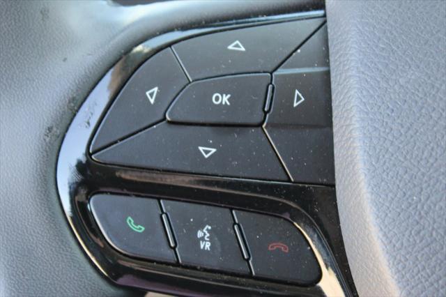 used 2023 Jeep Cherokee car, priced at $24,999