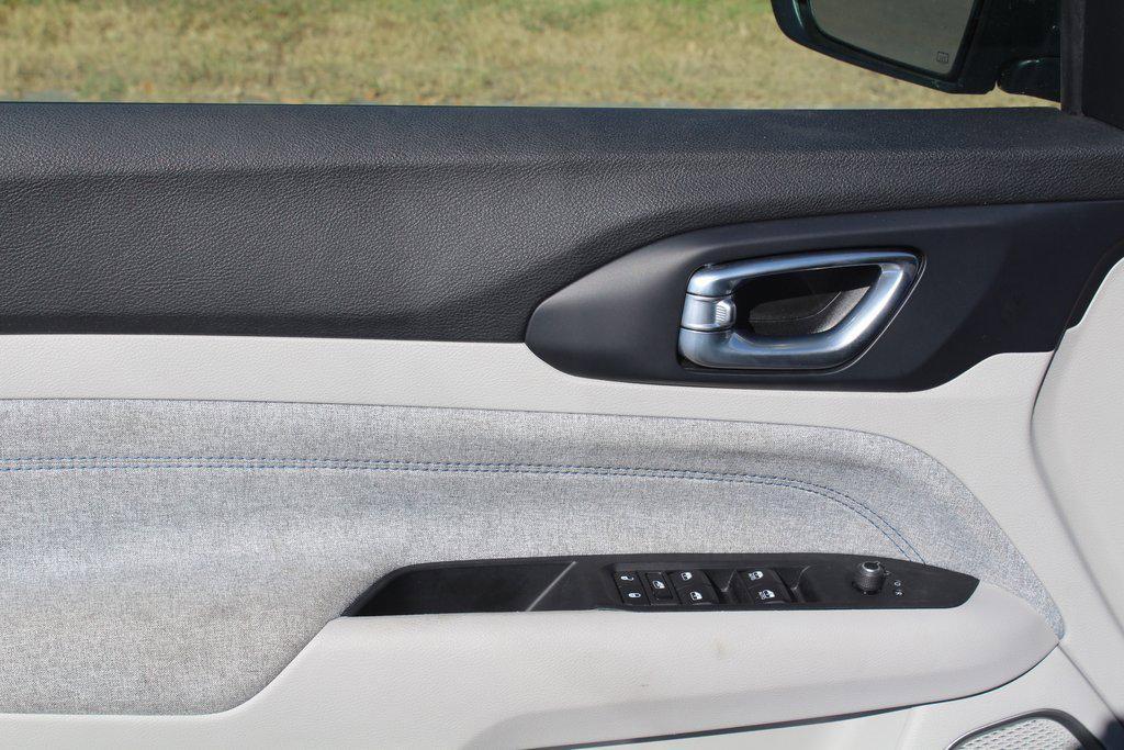 used 2024 Jeep Compass car, priced at $22,695