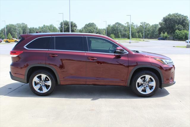 used 2018 Toyota Highlander car, priced at $27,495