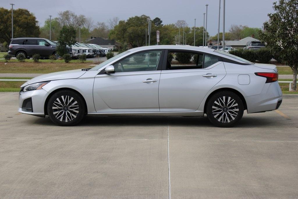 used 2023 Nissan Altima car, priced at $20,999