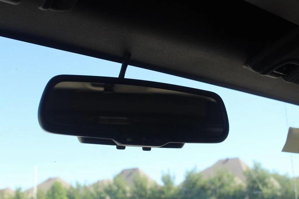 used 2015 Jeep Wrangler Unlimited car, priced at $16,999