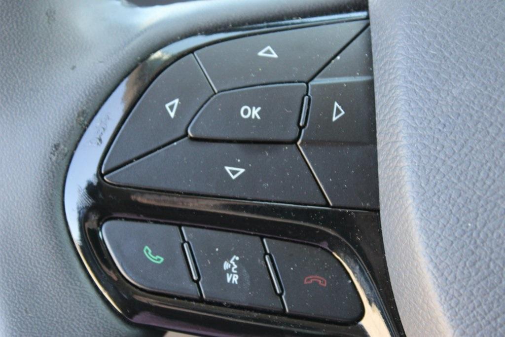 used 2023 Jeep Cherokee car, priced at $24,999