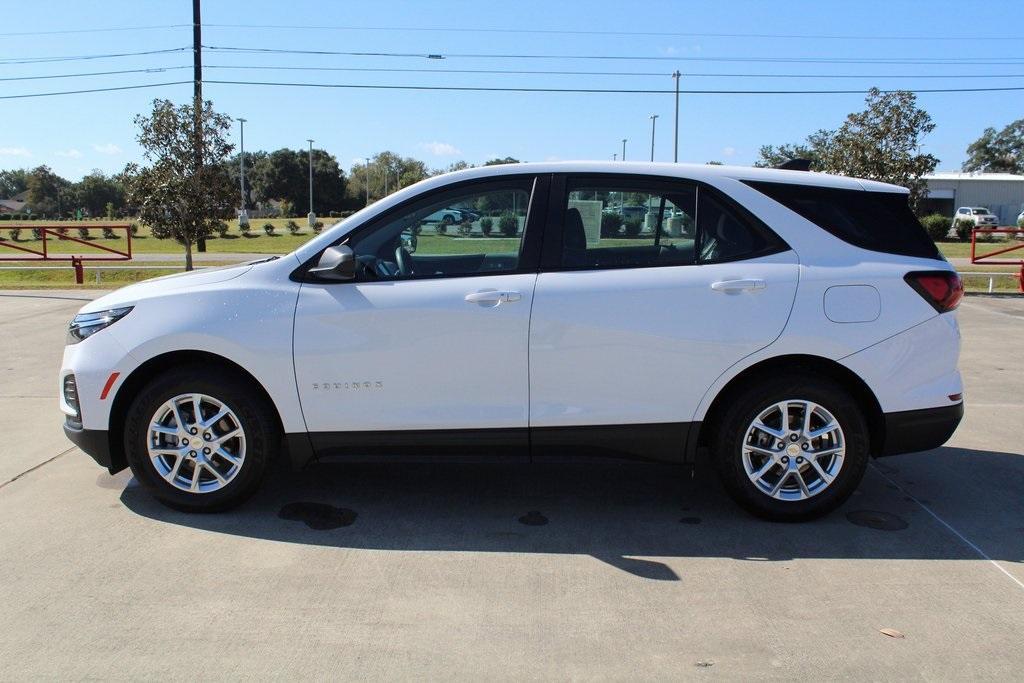 used 2022 Chevrolet Equinox car, priced at $18,999