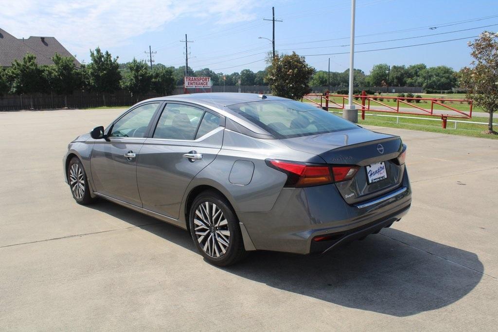 used 2023 Nissan Altima car, priced at $26,000