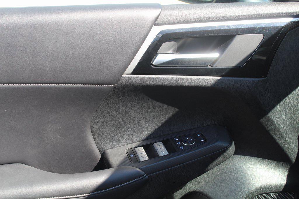 used 2024 Mitsubishi Outlander car, priced at $24,995