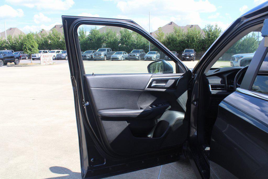 used 2024 Mitsubishi Outlander car, priced at $24,995