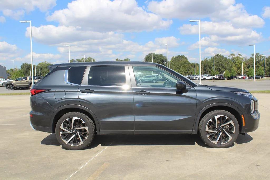 used 2024 Mitsubishi Outlander car, priced at $24,995
