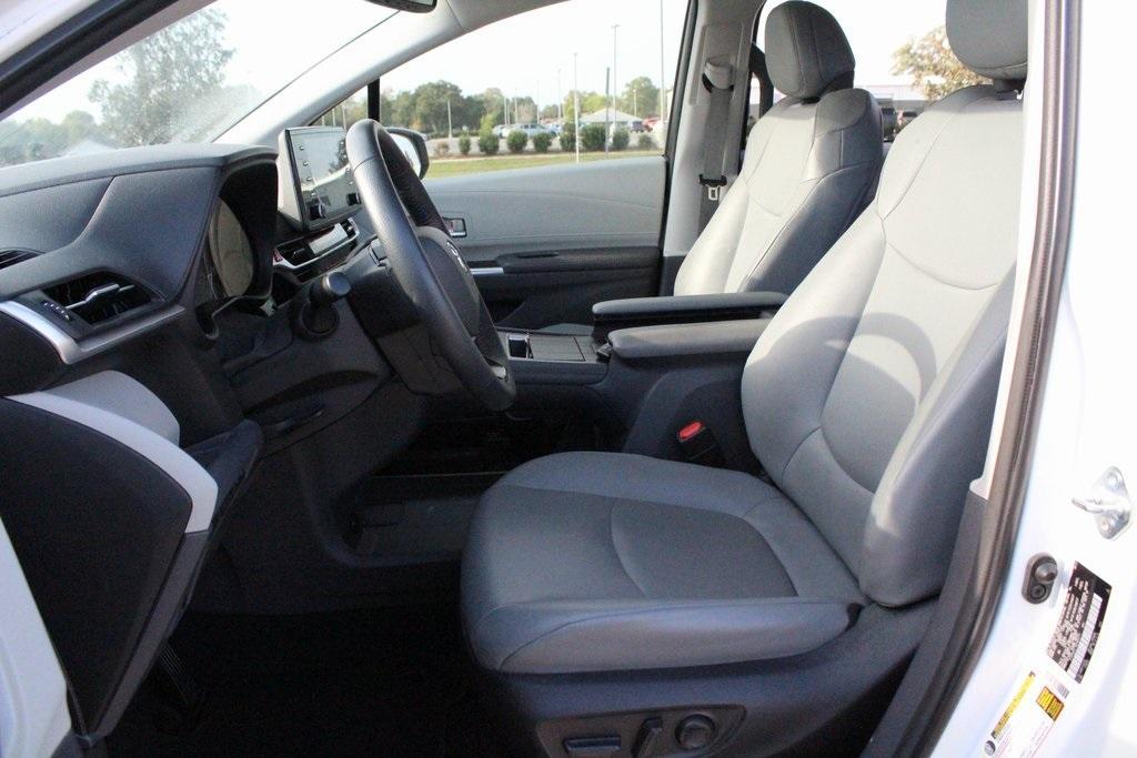 used 2022 Toyota Sienna car, priced at $38,999