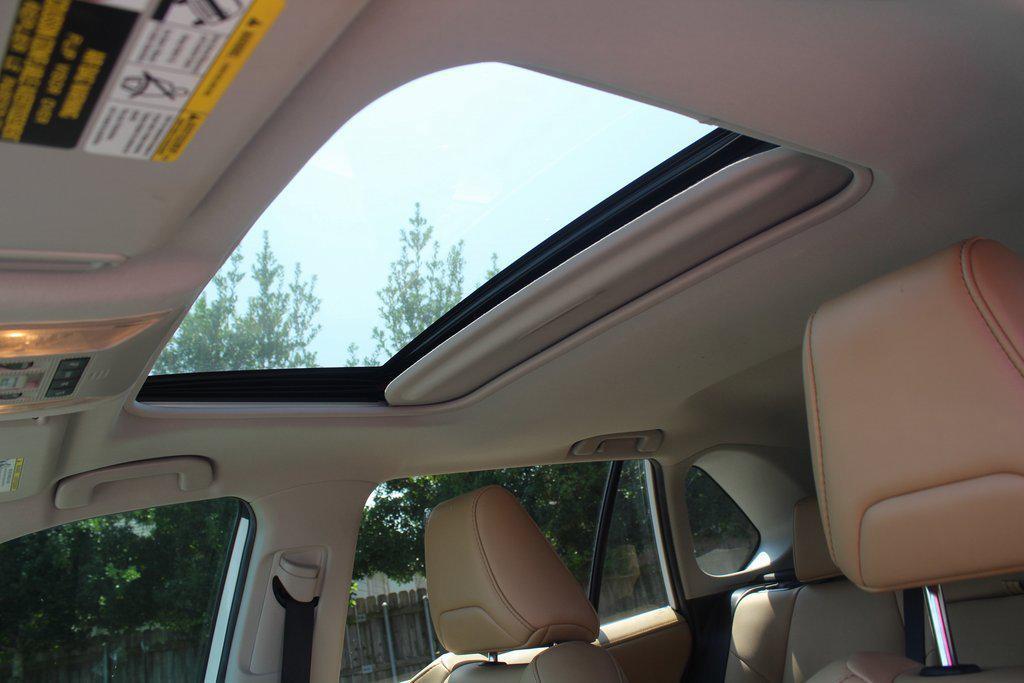 used 2020 Toyota RAV4 car, priced at $23,995