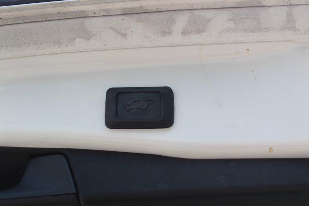 used 2020 Toyota RAV4 car, priced at $23,995