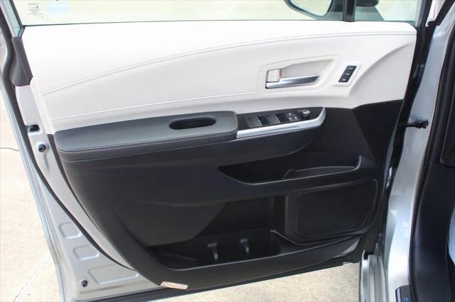 new 2025 Toyota Sienna car, priced at $61,015