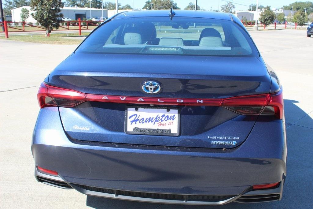 used 2019 Toyota Avalon Hybrid car, priced at $27,999