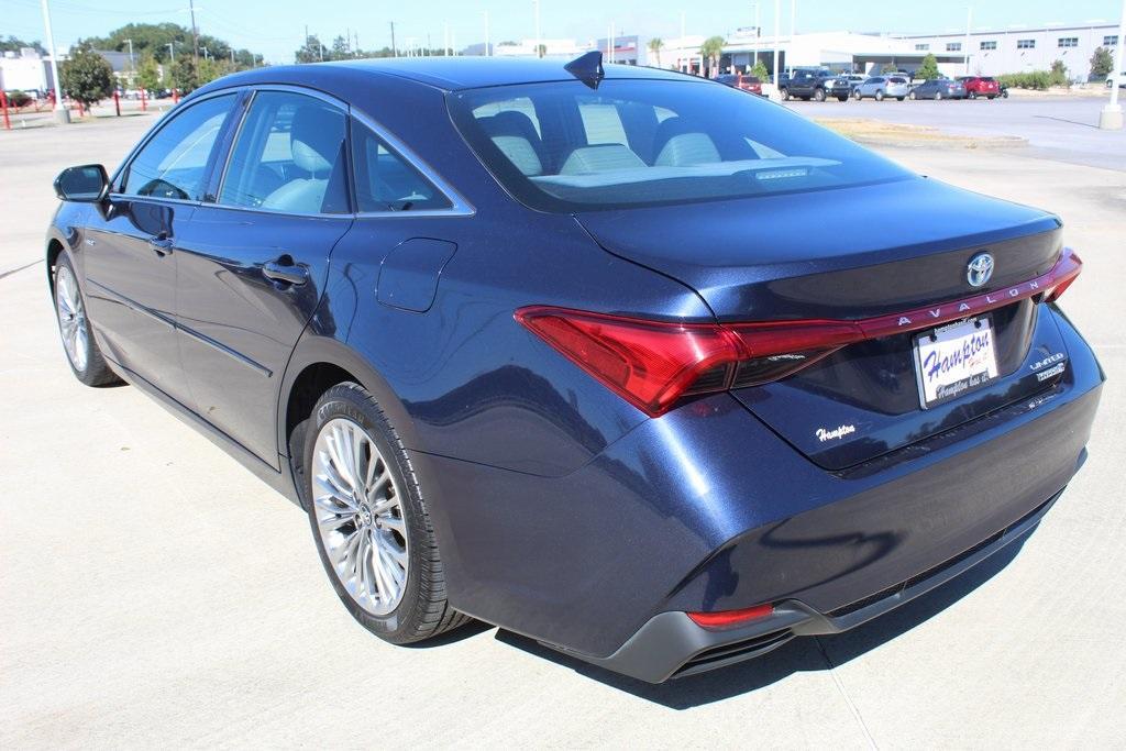 used 2019 Toyota Avalon Hybrid car, priced at $27,999