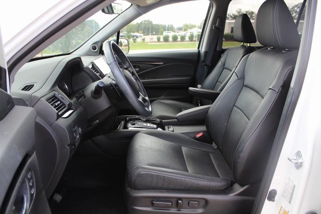 used 2021 Honda Pilot car, priced at $34,995