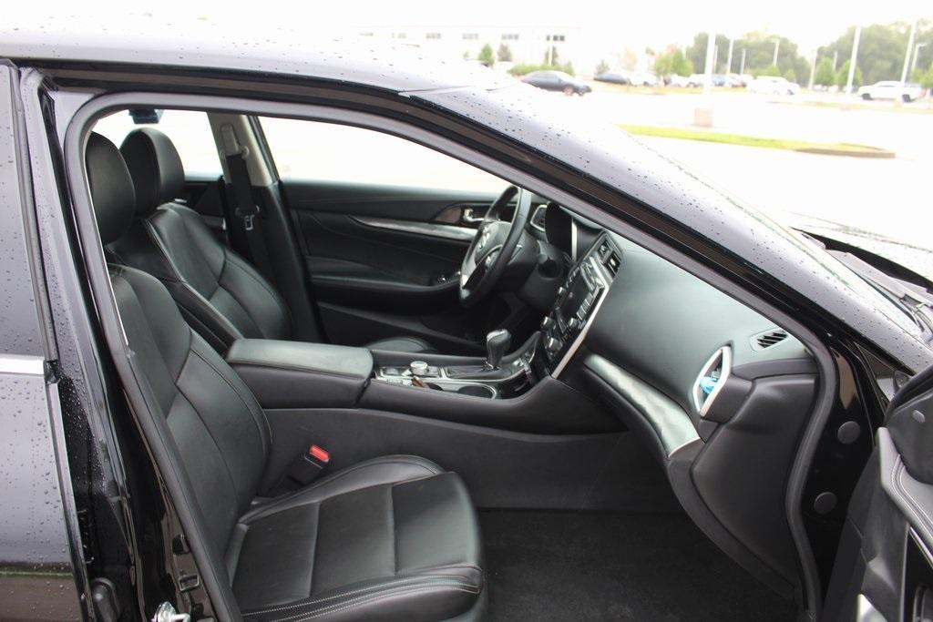 used 2021 Nissan Maxima car, priced at $22,995