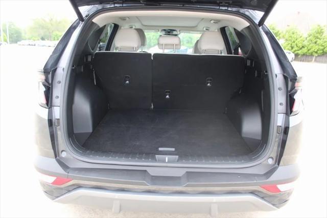 used 2024 Hyundai Tucson car, priced at $26,999