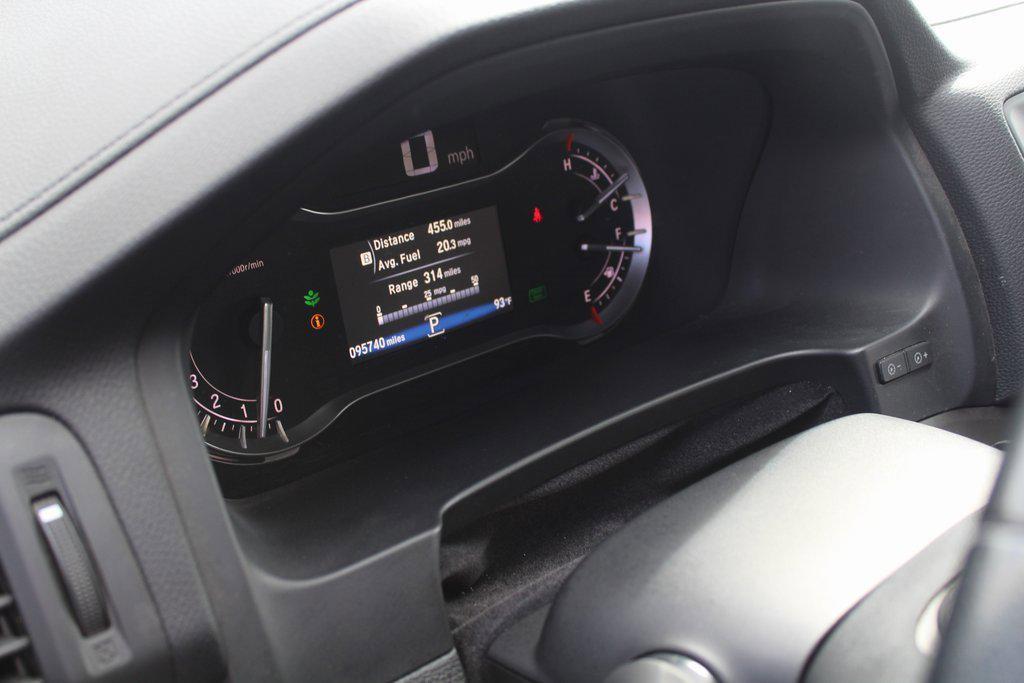 used 2016 Honda Pilot car, priced at $15,995