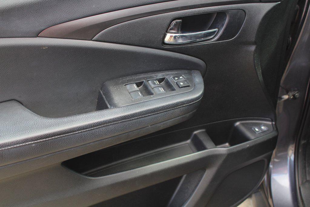used 2016 Honda Pilot car, priced at $15,995