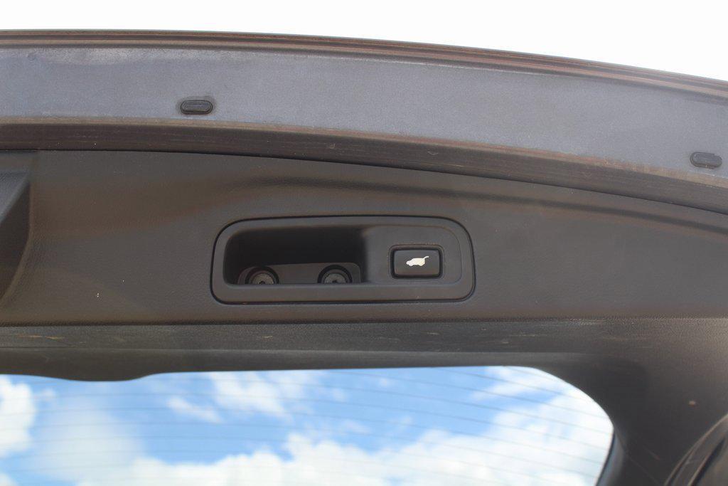 used 2016 Honda Pilot car, priced at $15,995