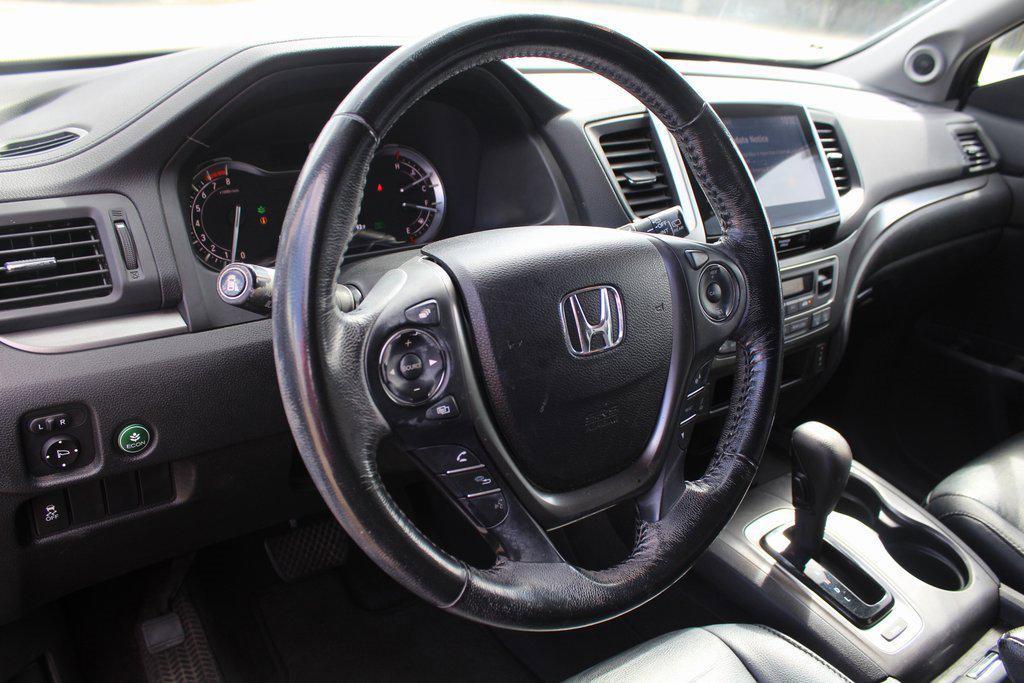 used 2016 Honda Pilot car, priced at $15,995