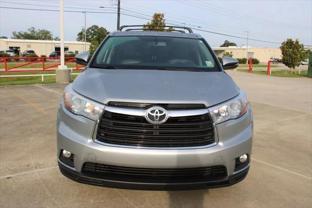 used 2015 Toyota Highlander car, priced at $16,900
