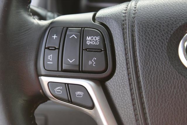 used 2015 Toyota Highlander car, priced at $16,900