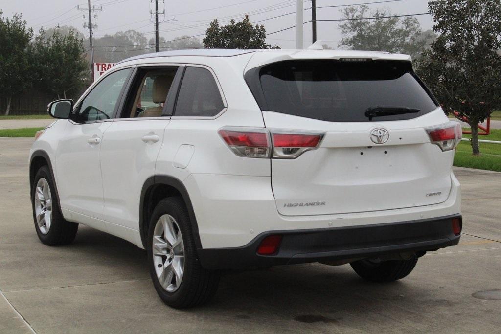 used 2015 Toyota Highlander car, priced at $19,999