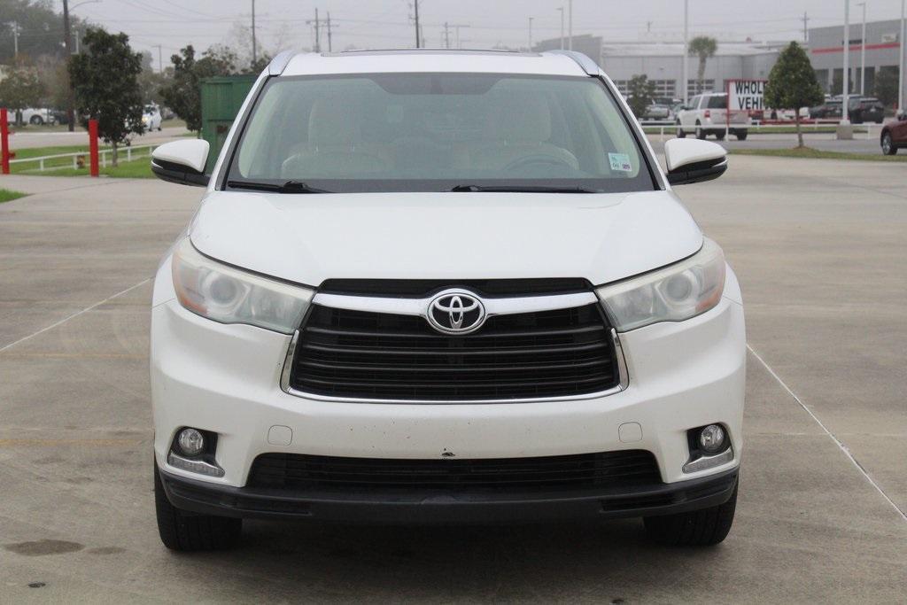 used 2015 Toyota Highlander car, priced at $19,999