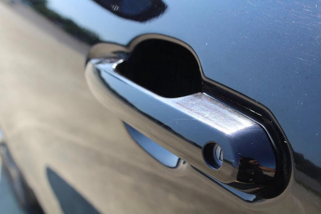 used 2021 Toyota Highlander car, priced at $28,595