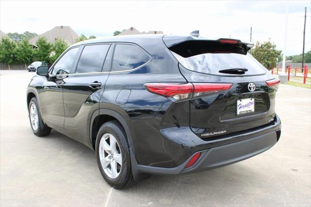 used 2023 Toyota Highlander car, priced at $31,999