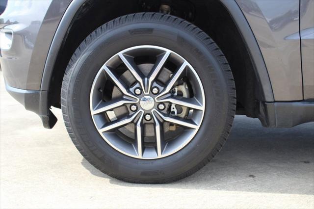 used 2018 Jeep Grand Cherokee car, priced at $15,695