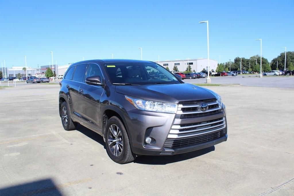 used 2018 Toyota Highlander car, priced at $22,000