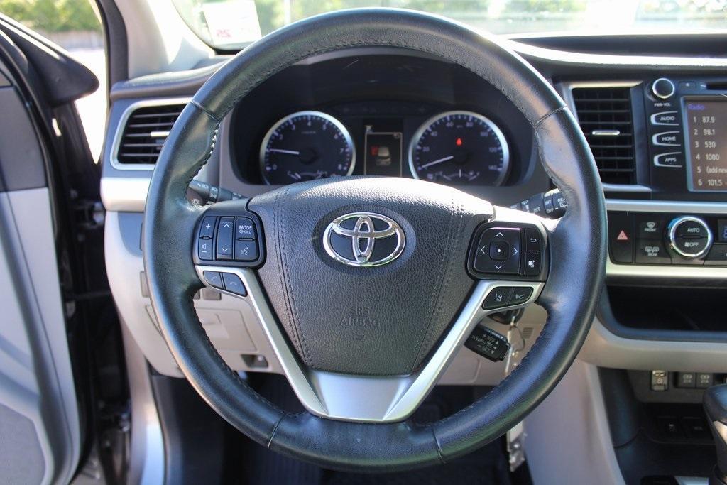 used 2018 Toyota Highlander car, priced at $22,000