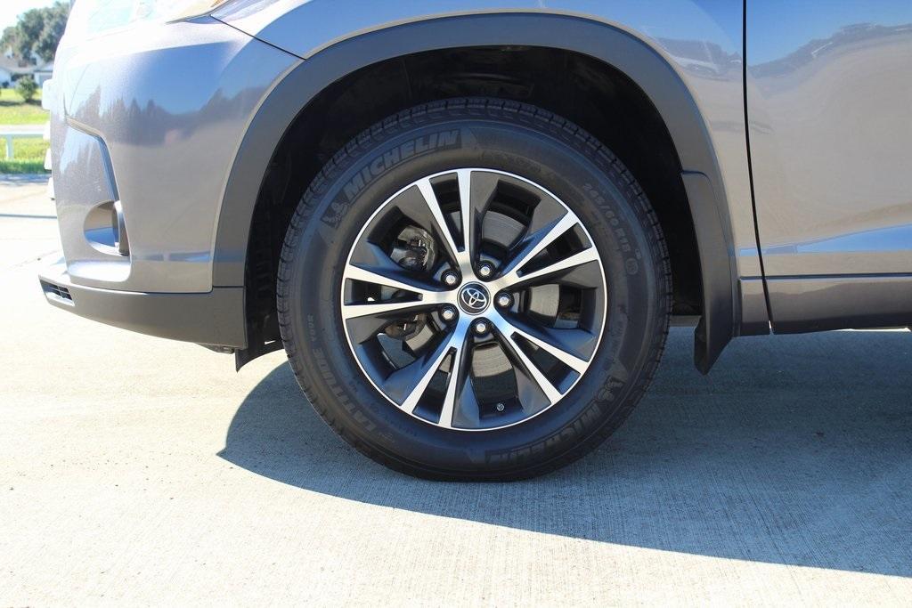 used 2018 Toyota Highlander car, priced at $22,000