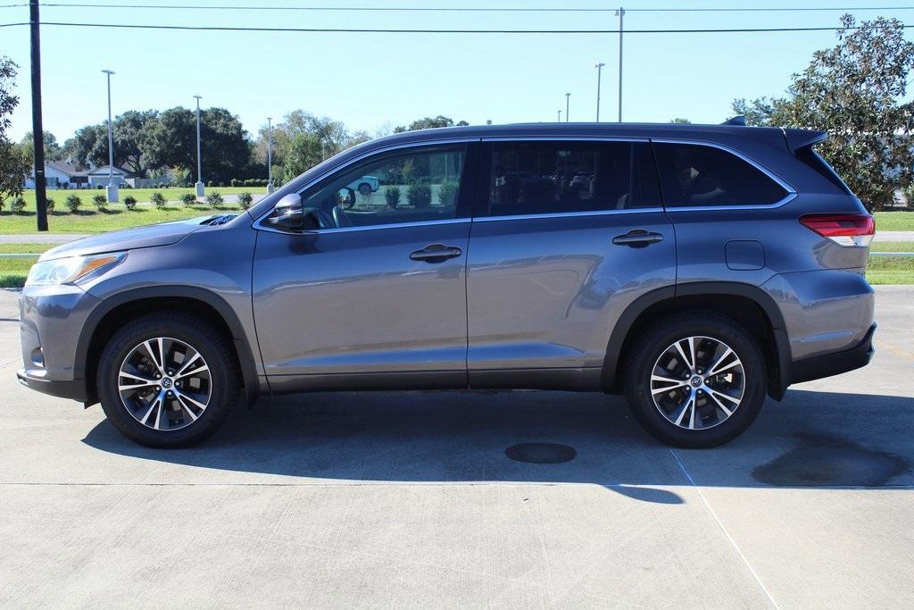 used 2018 Toyota Highlander car, priced at $22,000