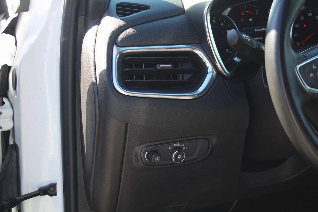 used 2024 Chevrolet Equinox car, priced at $21,995