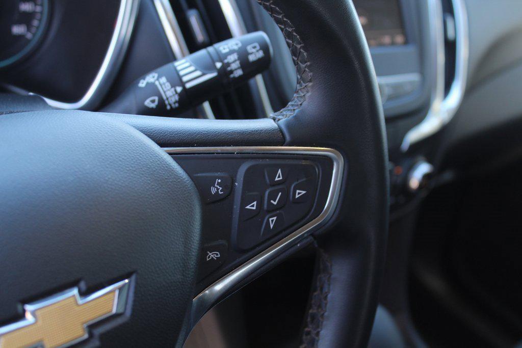 used 2024 Chevrolet Equinox car, priced at $21,995