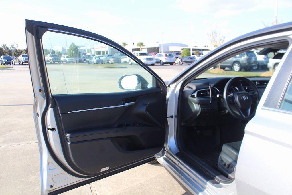 used 2018 Toyota Camry car, priced at $15,999