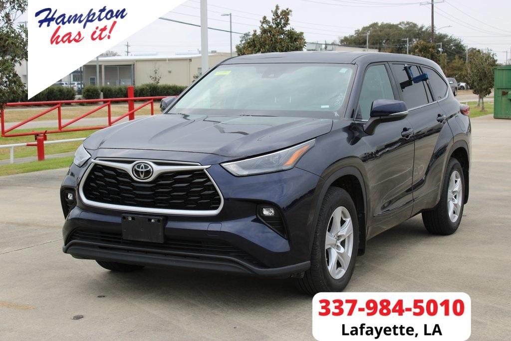 used 2023 Toyota Highlander car, priced at $32,995