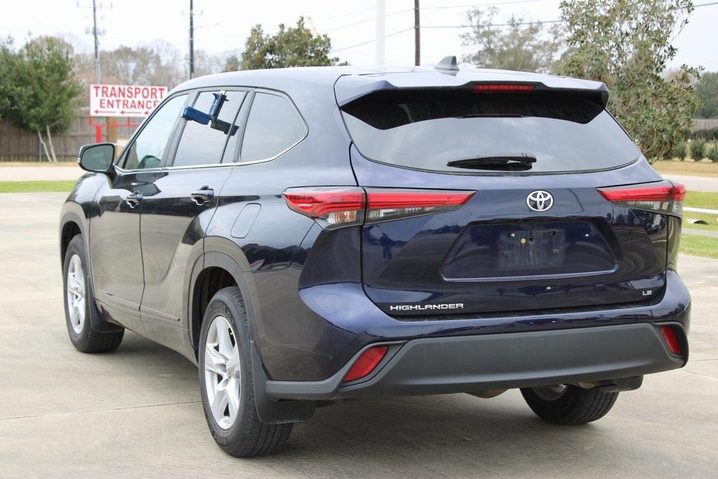 used 2023 Toyota Highlander car, priced at $32,995