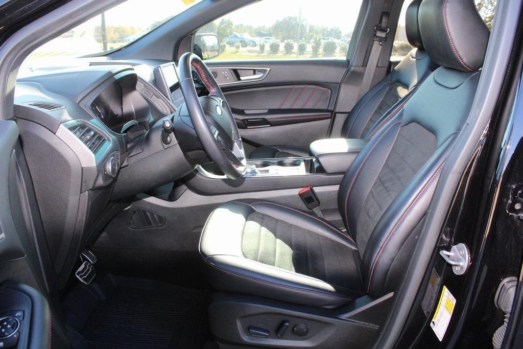 used 2022 Ford Edge car, priced at $28,650