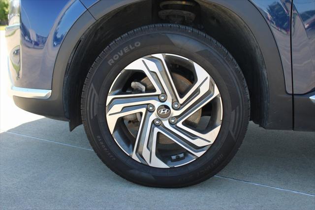 used 2023 Hyundai Santa Fe car, priced at $23,333