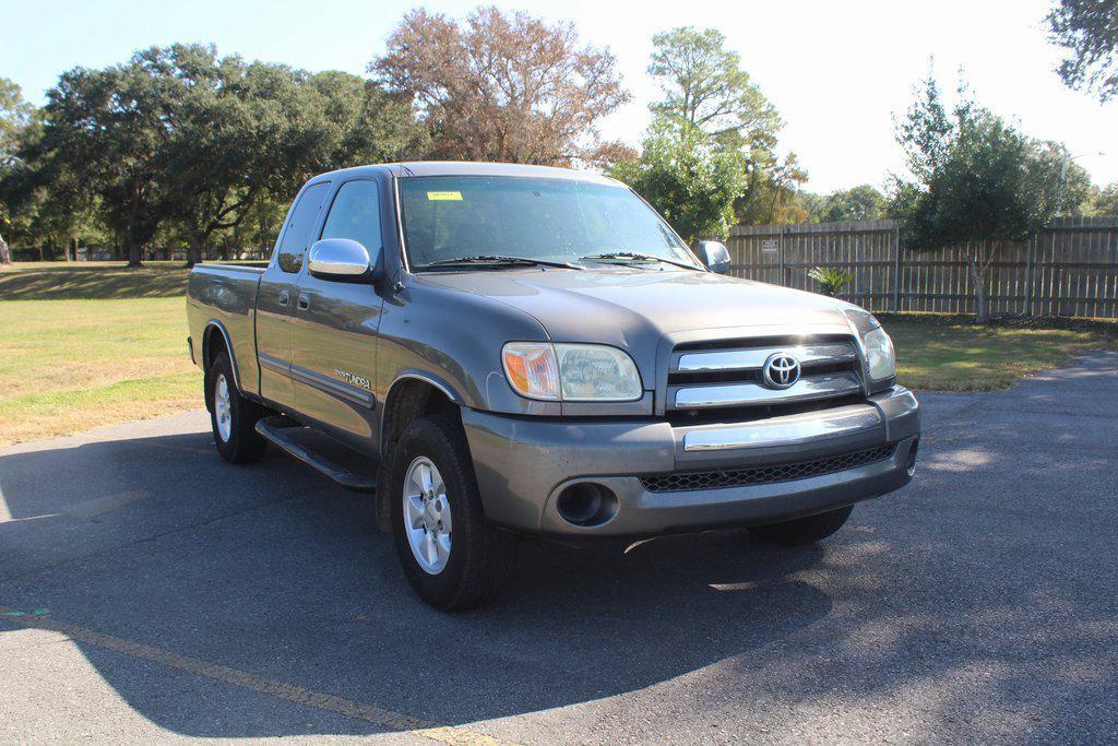 used 2006 Toyota Tundra car, priced at $8,999