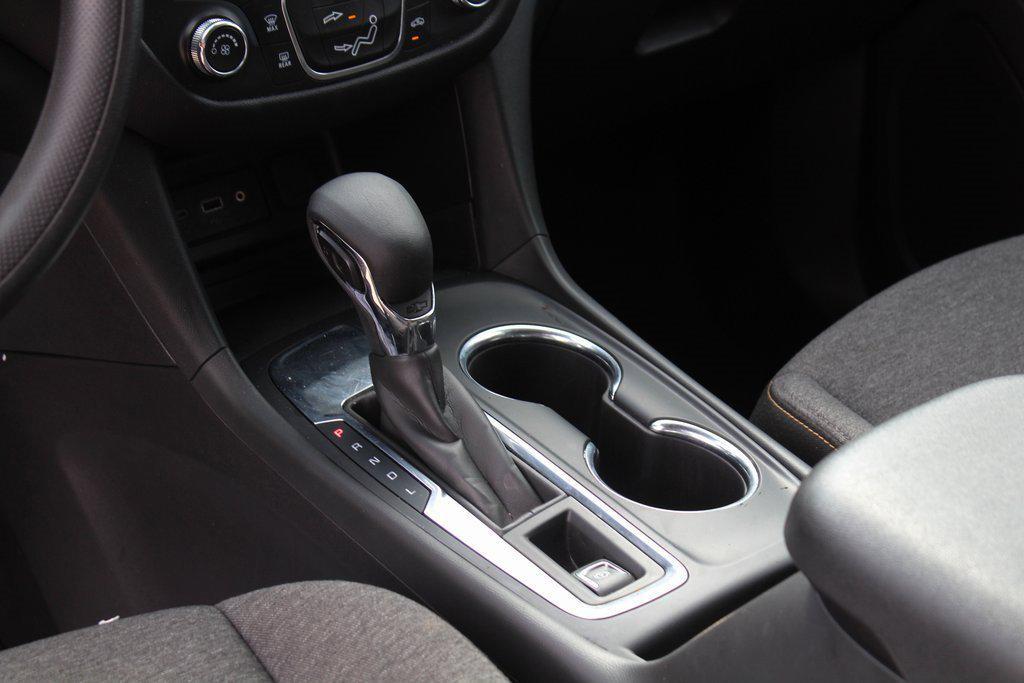 used 2023 Chevrolet Equinox car, priced at $18,995