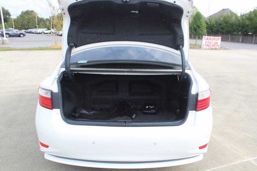 used 2013 Lexus ES 300h car, priced at $7,999